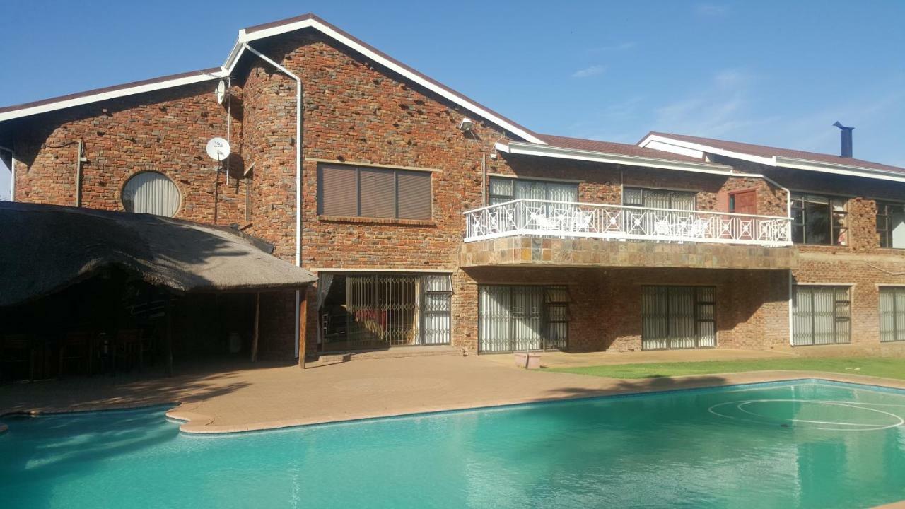 Krige Lodge B&B Bloemfontein Eksteriør billede